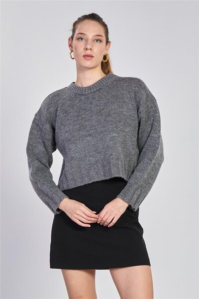 BARRELS AND OIL Women's Long Sleeve Knit Sweater - Anthracite
