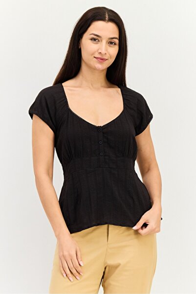 Brave Soul بلوزة نسائية ذات رقبة دائرية وأكمام قصيرة ومزخرفة، باللون الأسود