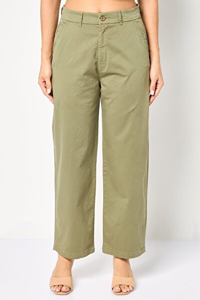 Reiko Women Regular Fit Solid Chino Pants, Olive