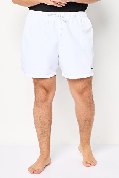Calvin Klein شورت سباحة بشعار العلامة التجارية للرجال، أبيض