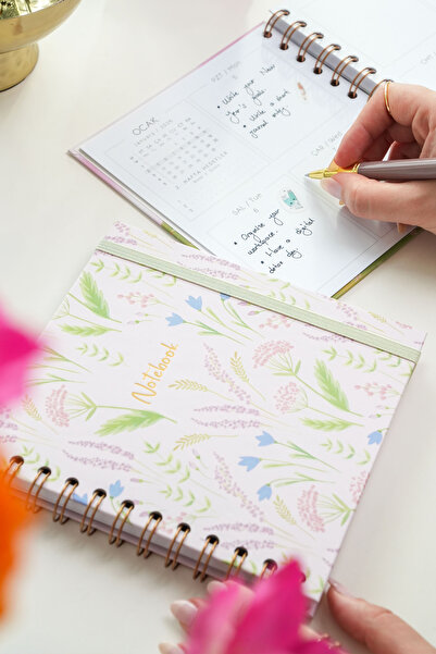 Matt Notebook 15x15 см квадратен комплект от 2 части, спирално подвързан седмичен дневник и бележник за 2026 г., хоризонтален формат