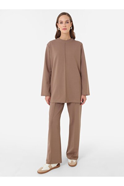 Benin طقم رياضي من التونيك والسروال بتفاصيل مضلعة في الأمام - مينك -