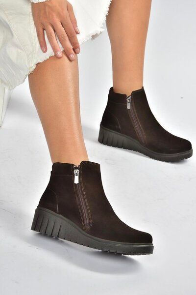 Fox Shoes V324800402 Γυναικείες μπότες από γνήσιο δέρμα καφέ σουέντ