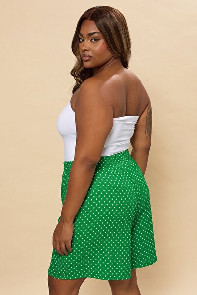 Stil Diva Büyük Beden Cepli Bürümcük Kumaş Puantiyeli Şort 304182