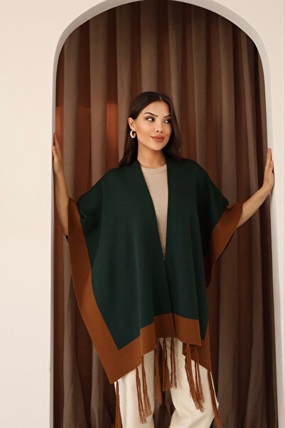 bacc Women's Emerald Green Tassels Color Block Winter Knitwear Shawl Bces-253005