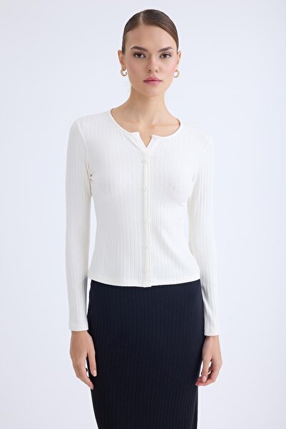 Vitrin Önü Düğmeli Fitilli Uzun Kol Bluz