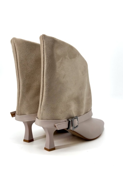 Shoebutik Γυναικείες μπότες με τακούνι Dorcel Beige Belt Detail