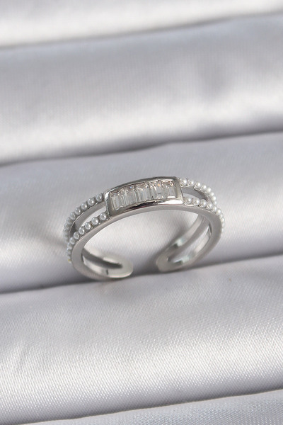 Mustran النحاس الفضة اللون صف قابل للتعديل مع اللؤلؤ الزركون حجر المرأة الدائري