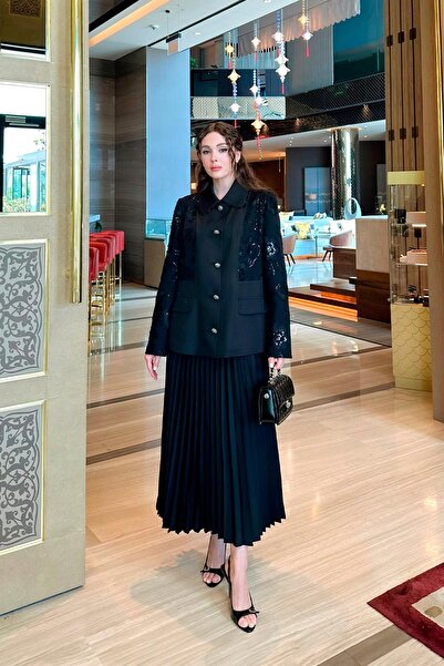 Levidor Plise Etekli Şık Takım