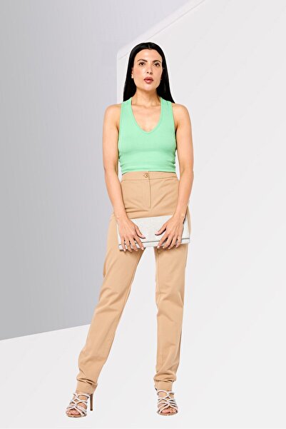 Lacoste Women Regular Fit Solid Chino Pants, Beige