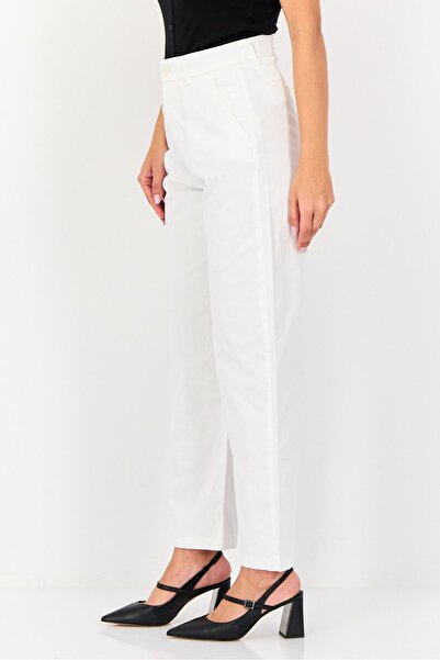 Reiko Women Regular Fit Solid Stretchable Chino Pants, White
