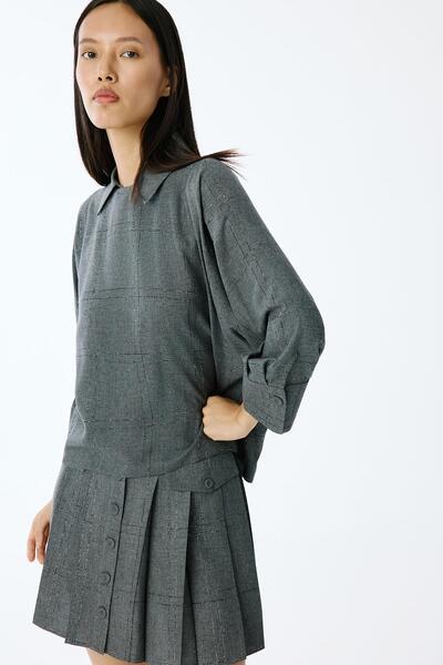 rue Sim Checkered Back Low-Cut Detailed Gray Blouse