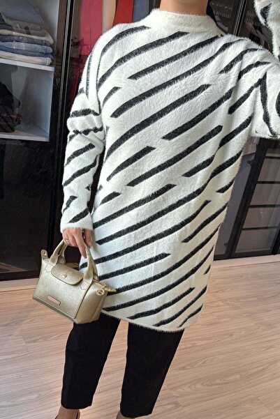 megapol giyim Women's White Stripe Detailed Bearded Long Sweater
