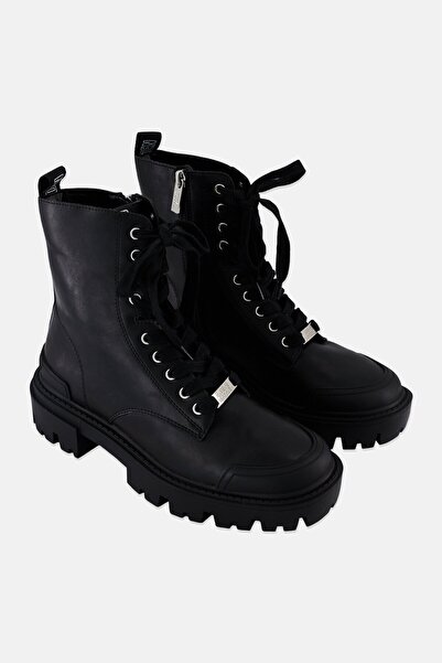 Steve Madden Women Amplifiber Lace Up Ankle Boots, Black