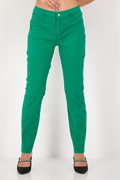 Reiko Women Skinny Fit Solid Stretchable Straight Leg Pants, Green