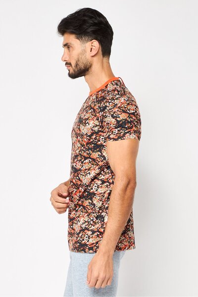 Ellesse Men Sportswear Fit Short Sleeves Outdoor T-Shirt, Multicolor