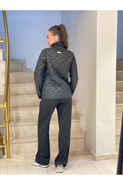 Icon Kelebek Aksesuarlı Kapitone Mont -Siyah