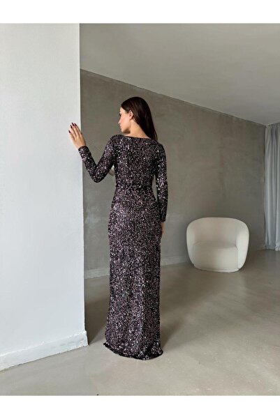 Modafeminen Sirt Detayli Omuz Vatkali Pulpayet Uzun Elbise Mor 582731