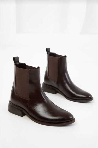 Eray حذاء نسائي مطاطي بكعب قصير بلون القهوة