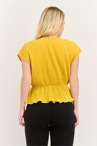 Levi's Redloop by Levis Women V Neck Short Sleeves Textured Top, Yellow