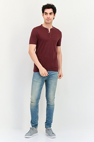 Levi's Men Band Collar Short Sleeves Brand Logo T-shirts, Maroon