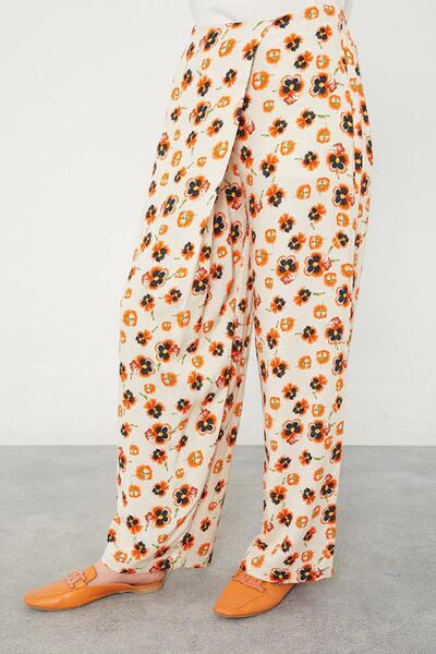 Levidor Διπλό κοστούμι με βιολετί σχέδιο με παντελόνι