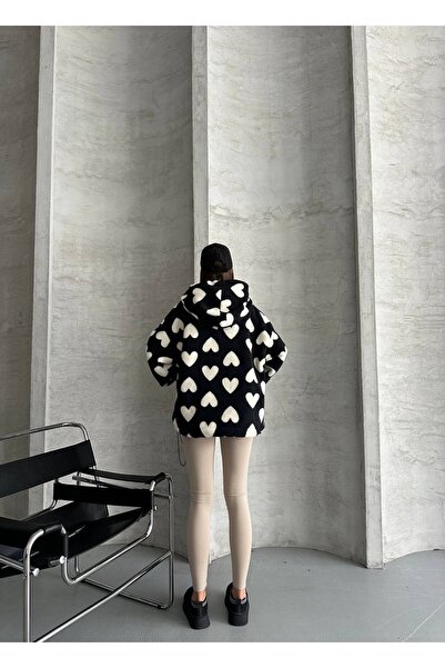 Hazinedan Kadın Kalp Desenli Kapüşonlu Fermuarlı Polar Mont