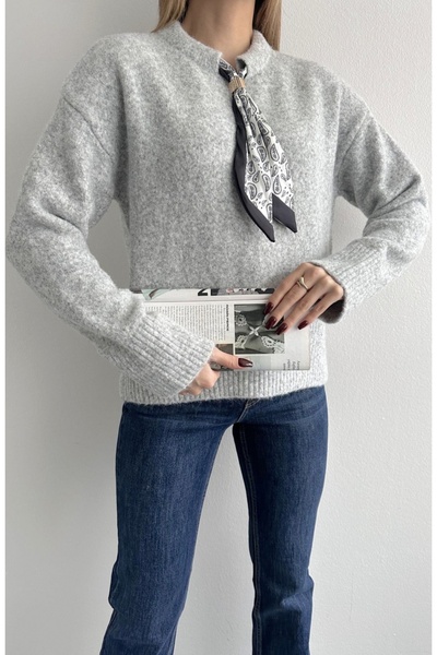 fujya Pulover tricotat cu textura moale cu guler eșarfă