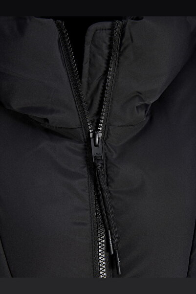 Jack & Jones Women's Hooded Puffer Coat - Lolly