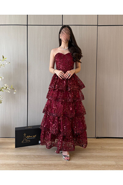 Knoz Style Wine red evening dress with classic cut and tulle layers