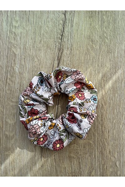 White Alamode Flower Patterned Gift Bag Bagel Buckle and Bow Buckle Set