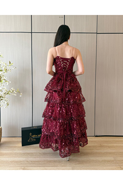 Knoz Style Wine red evening dress with classic cut and tulle layers