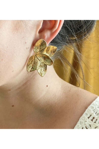 monalisatoka Kadın İşlemeli Yaprak Model Gold Küpe