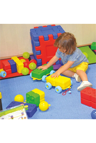 NW NessiWorld Brick with Trolley 40 Pieces