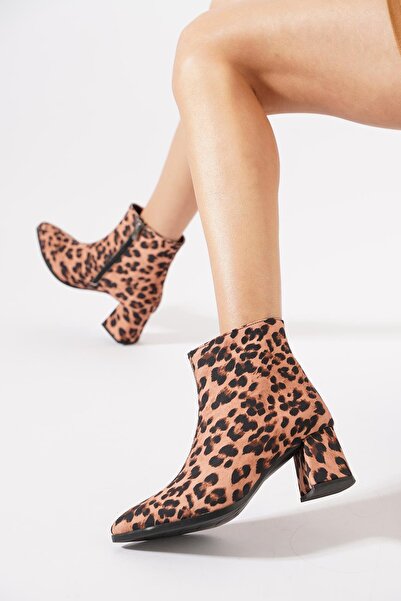 Moda Pie Nensan Yan Fermuarlı Sivri Burun Kadın Topuklu Bot Leopar