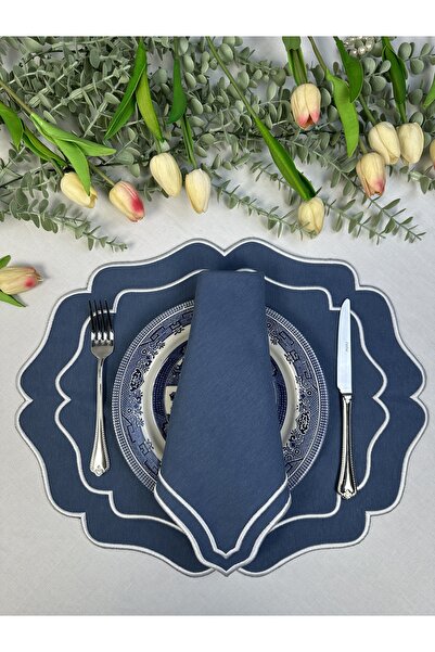 Table Alp Lüks Yemek Masası Takımı – 8 Adet Amerikan Servis + 8 Adet Peçete – Leke Tutmaz Kumaş Dolgun Nakışlı