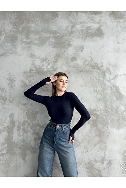 Butik Marka Parmak Geçmeli Bluz