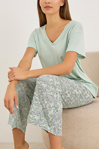 Siyah İnci Green Bottom Floral Pattern Knitted Short Sleeve Capri Suit 7902
