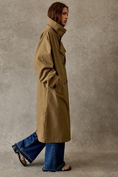 Pull & Bear Uzun kol manşetli palto