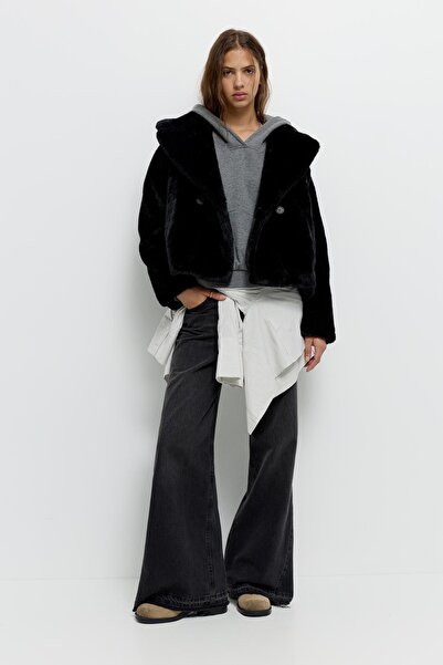 Pull & Bear Short faux fur coat