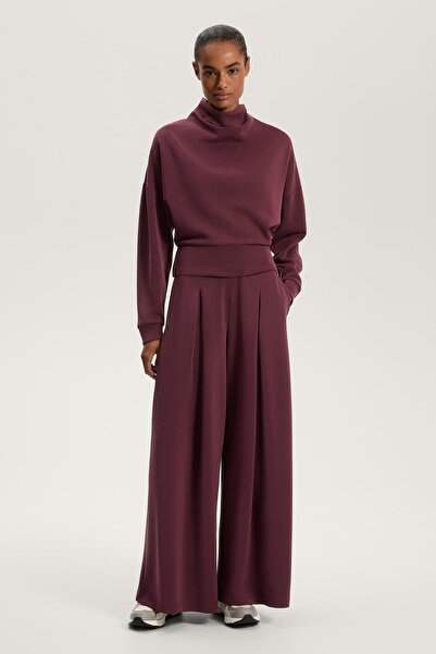 Oysho Yumuşak dokunuşlu modal kumaşlı balıkçı yaka sweatshirt