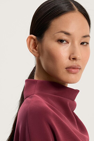 Oysho Soft-touch modal roll-neck sweatshirt