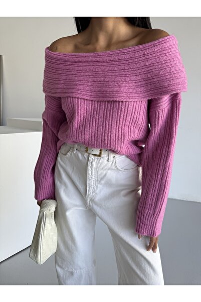 Bracha Madonna Collar Standard Size Comfortable Fit Ribbed Women's Knitwear Sweater