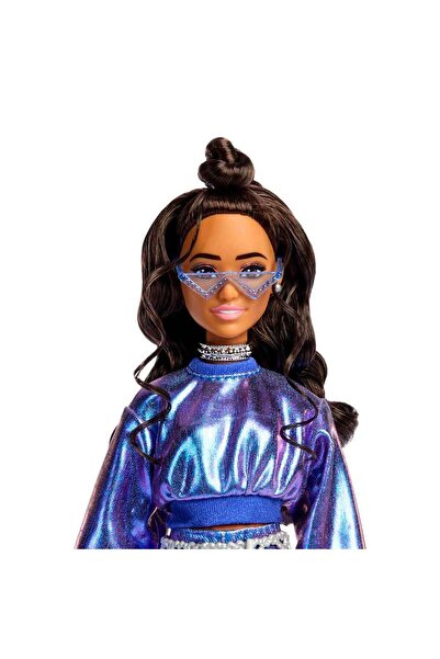 Barbie Deluxe Style Stil İkonu Bebek JFP42