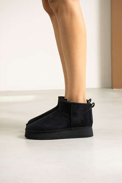 LORENN SHOES Ultra Mini Siyah Süet İçi Kürklü Kalın Taban Kadın Bot