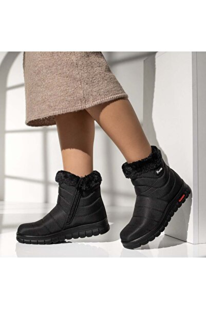 BMoD Women's black quilted fabric boots with a zipper MOD10465