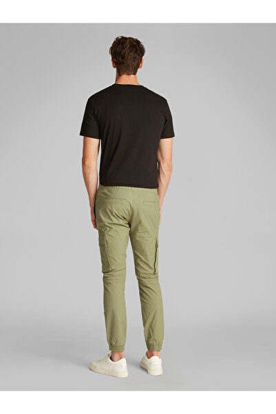 Calvin Klein Men Nordic Dust Skinny Cargo Pants