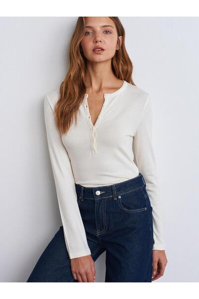 Coral سترة بأكمام طويلة وأزرار على الرقبة 31544 إكرو