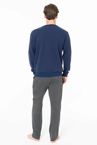 U.S. Polo Assn. Men's Crew Neck Long Sleeve Pajama Set S26933 Comfortable Fabric with Pockets
