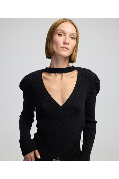 İpekyol Lurex iplikli cutout triko